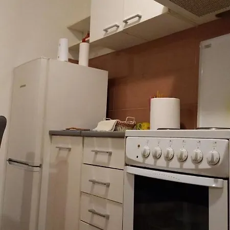 Lunula Apartment *
